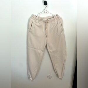 Abercrombie Women’s cream sweatpants